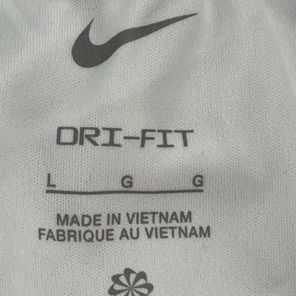 Nike‎ Kid's Shorts Size Large Multi Colored Dry Fit - Picture 6 of 12